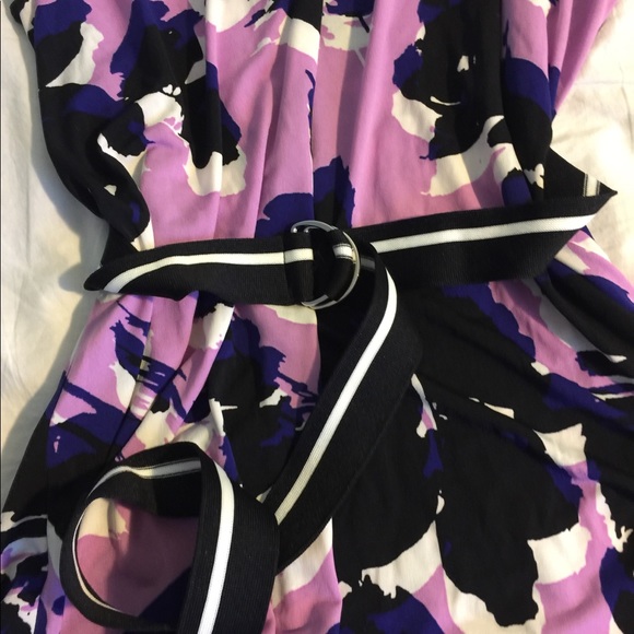 Top - Picture 2 of 5